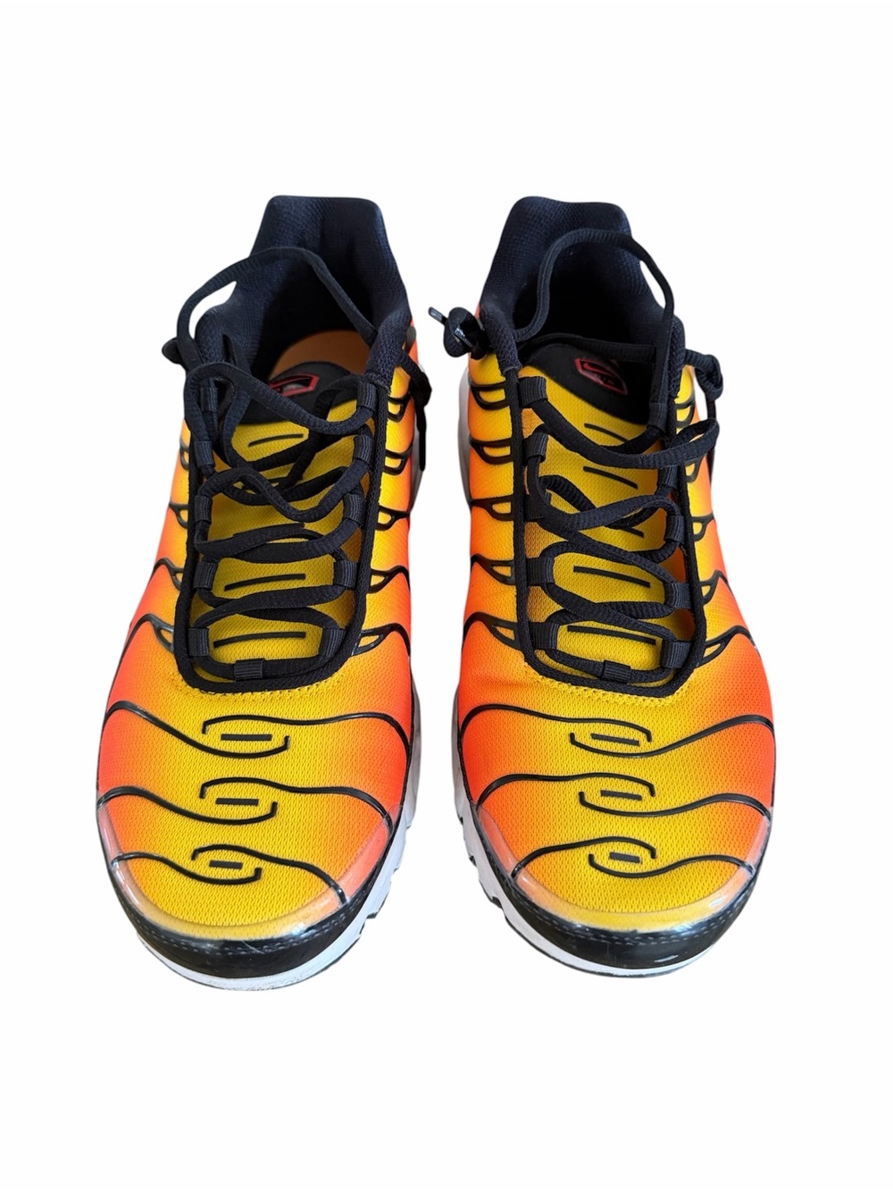 Nike Men's Gradient Yellow-Orange Athletic Sneakers with Black Accents